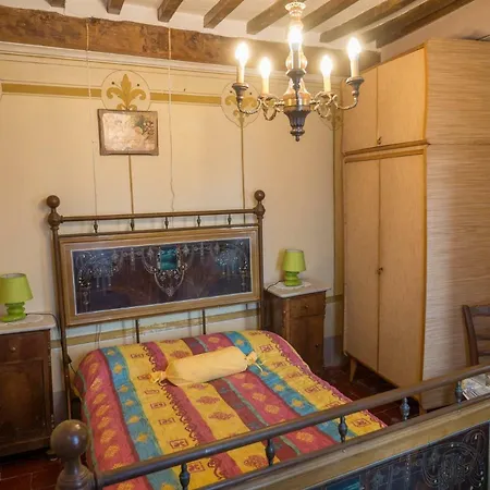 Le Roselle Country house